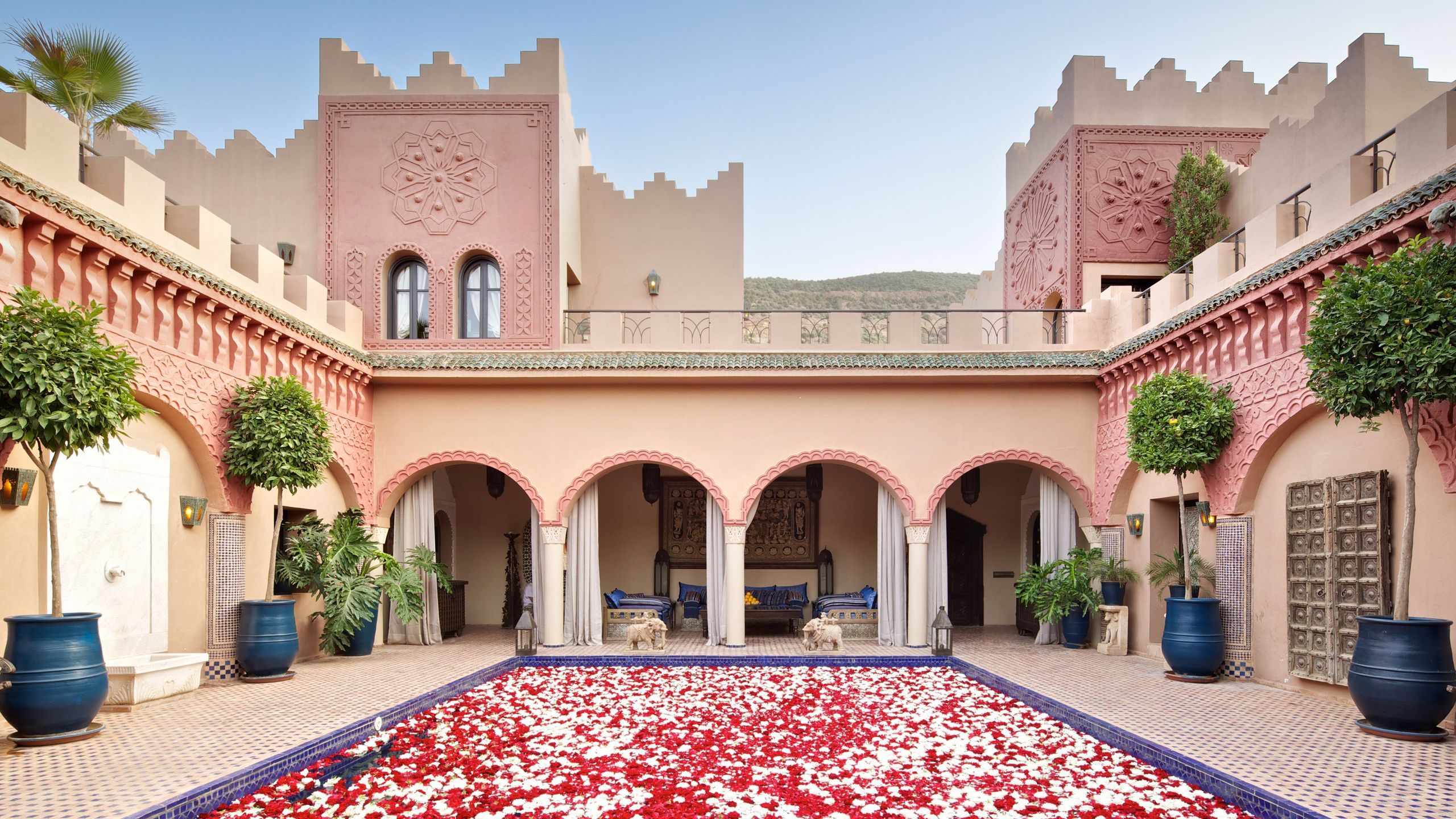 Kasbah Tamadot (Atlas Mountains)